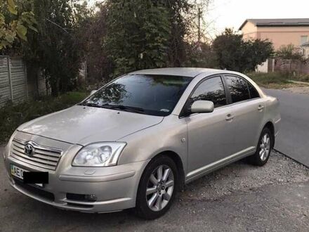 Тойота Авенсис 2004 в Днепре (Днепропетровске) на Automoto.ua Серый Тойота Авенсис, объемом двигателя 1.8 л и пробегом 450 тыс. км за 4950 $, фото 1 на Automoto.ua