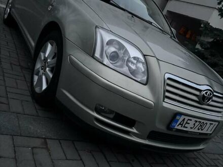 Тойота Авенсис 2004 в Днепре (Днепропетровске) на Automoto.ua Серый Тойота Авенсис, объемом двигателя 0 л и пробегом 238 тыс. км за 5549 $, фото 1 на Automoto.ua