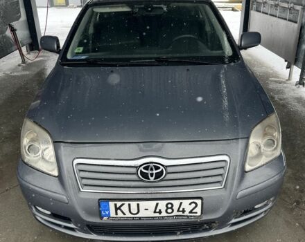Серый Тойота Авенсис, объемом двигателя 2.2 л и пробегом 380 тыс. км за 2100 $, фото 1 на Automoto.ua