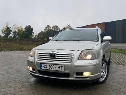 Серый Тойота Авенсис, объемом двигателя 2.4 л и пробегом 235 тыс. км за 6300 $, фото 1 на Automoto.ua