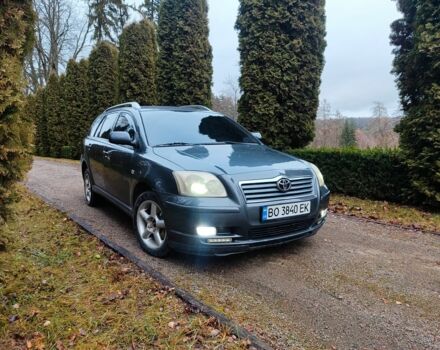 Серый Тойота Авенсис, объемом двигателя 2.2 л и пробегом 436 тыс. км за 4200 $, фото 1 на Automoto.ua