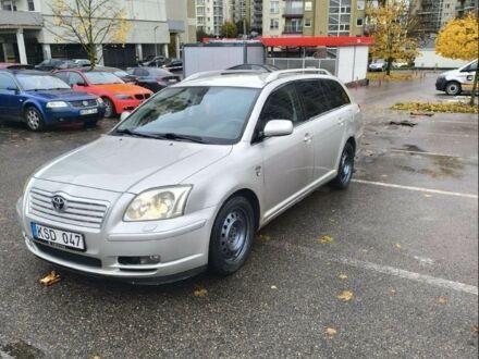 Сірий Тойота Авенсіс, об'ємом двигуна 2 л та пробігом 315 тис. км за 2219 $, фото 1 на Automoto.ua