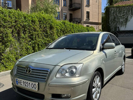 Тойота Авенсіс 2005 у Києві на Automoto.ua Сірий Тойота Авенсіс, об'ємом двигуна 1.8 л та пробігом 310 тис. км за 5500 $, фото 1 на Automoto.ua