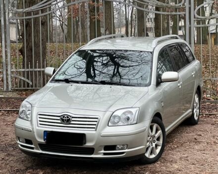 Серый Тойота Авенсис, объемом двигателя 2 л и пробегом 336 тыс. км за 2600 $, фото 1 на Automoto.ua