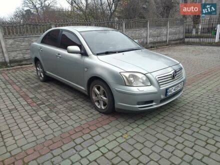 Серый Тойота Авенсис, объемом двигателя 2.2 л и пробегом 310 тыс. км за 5000 $, фото 1 на Automoto.ua