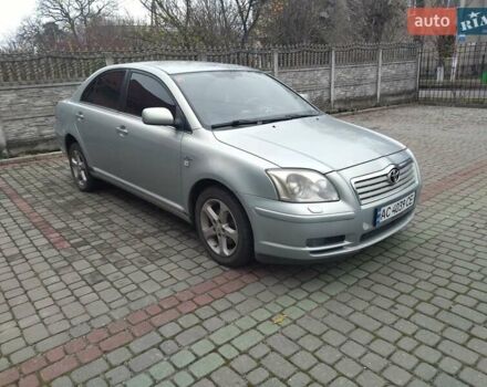 Серый Тойота Авенсис, объемом двигателя 2.2 л и пробегом 310 тыс. км за 5000 $, фото 1 на Automoto.ua