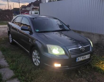 Сірий Тойота Авенсіс, об'ємом двигуна 2.2 л та пробігом 321 тис. км за 4750 $, фото 1 на Automoto.ua