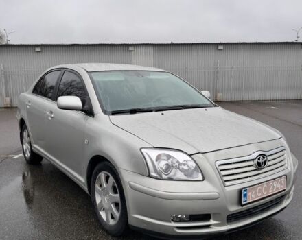 Серый Тойота Авенсис, объемом двигателя 1.8 л и пробегом 247 тыс. км за 4300 $, фото 1 на Automoto.ua