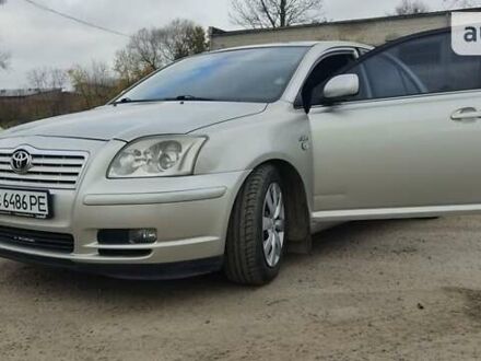 Тойота Авенсіс 2005 у Городке на Automoto.ua Сірий Тойота Авенсіс, об'ємом двигуна 2.2 л та пробігом 395 тис. км за 5500 $, фото 1 на Automoto.ua