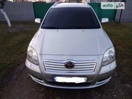 Тойота Авенсіс 2005 у Красилове на Automoto.ua Сірий Тойота Авенсіс, об'ємом двигуна 1.8 л та пробігом 265 тис. км за 6700 $, фото 1 на Automoto.ua