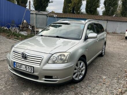 Серый Тойота Авенсис, объемом двигателя 2 л и пробегом 300 тыс. км за 2900 $, фото 1 на Automoto.ua