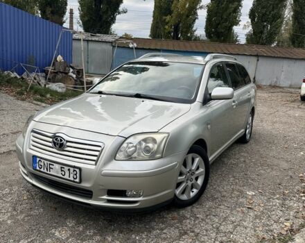 Серый Тойота Авенсис, объемом двигателя 2 л и пробегом 300 тыс. км за 2900 $, фото 1 на Automoto.ua