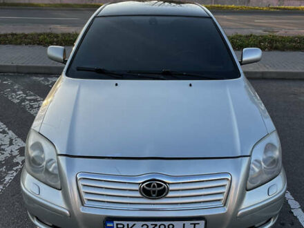 Серый Тойота Авенсис, объемом двигателя 1.79 л и пробегом 280 тыс. км за 6300 $, фото 1 на Automoto.ua