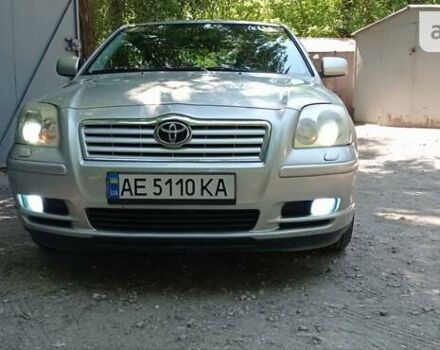 Сірий Тойота Авенсіс, об'ємом двигуна 1.8 л та пробігом 221 тис. км за 6500 $, фото 1 на Automoto.ua