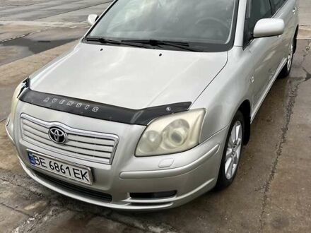 Серый Тойота Авенсис, объемом двигателя 2 л и пробегом 371 тыс. км за 5500 $, фото 1 на Automoto.ua