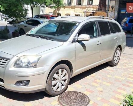 Серый Тойота Авенсис, объемом двигателя 2 л и пробегом 250 тыс. км за 5500 $, фото 1 на Automoto.ua