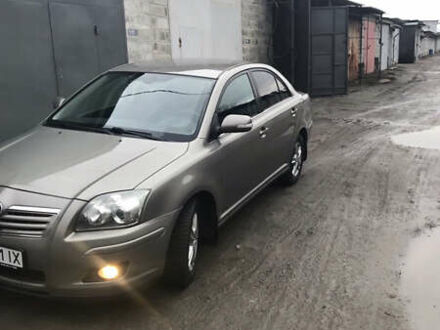 Тойота Авенсис 2006 в Ужгороде на Automoto.ua Серый Тойота Авенсис, объемом двигателя 1.8 л и пробегом 220 тыс. км за 7100 $, фото 1 на Automoto.ua