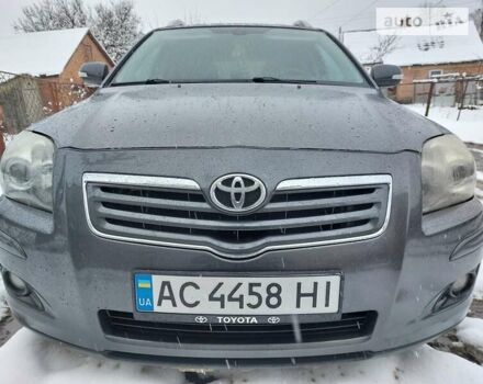 Серый Тойота Авенсис, объемом двигателя 2 л и пробегом 259 тыс. км за 4799 $, фото 1 на Automoto.ua