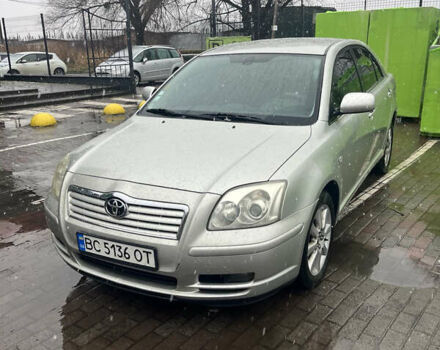 Серый Тойота Авенсис, объемом двигателя 2 л и пробегом 290 тыс. км за 6300 $, фото 1 на Automoto.ua