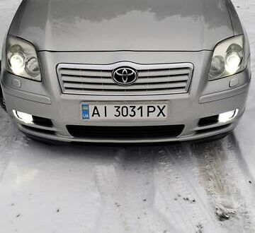 Серый Тойота Авенсис, объемом двигателя 1.8 л и пробегом 306 тыс. км за 6500 $, фото 1 на Automoto.ua