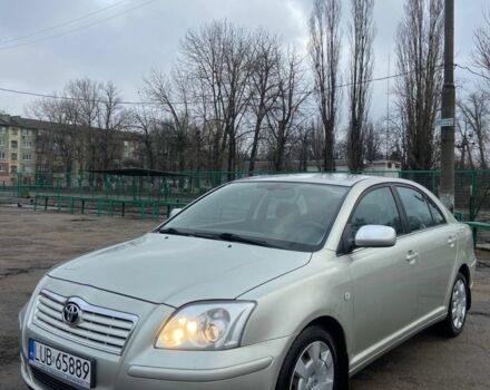 Серый Тойота Авенсис, объемом двигателя 1.8 л и пробегом 230 тыс. км за 2900 $, фото 1 на Automoto.ua