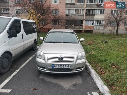 Серый Тойота Авенсис, объемом двигателя 1.8 л и пробегом 280 тыс. км за 7000 $, фото 1 на Automoto.ua