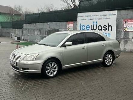 Серый Тойота Авенсис, объемом двигателя 2 л и пробегом 168 тыс. км за 6500 $, фото 1 на Automoto.ua