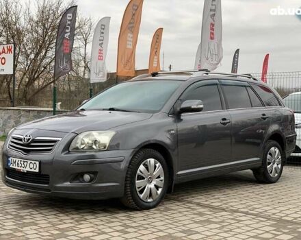 Серый Тойота Авенсис, объемом двигателя 2.2 л и пробегом 272 тыс. км за 4000 $, фото 1 на Automoto.ua