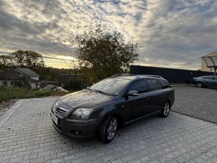 Серый Тойота Авенсис, объемом двигателя 2.2 л и пробегом 270 тыс. км за 6200 $, фото 1 на Automoto.ua