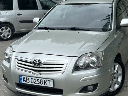 Серый Тойота Авенсис, объемом двигателя 0 л и пробегом 200 тыс. км за 7000 $, фото 1 на Automoto.ua