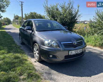 Сірий Тойота Авенсіс, об'ємом двигуна 1.8 л та пробігом 180 тис. км за 6300 $, фото 1 на Automoto.ua