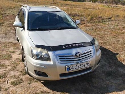 Серый Тойота Авенсис, объемом двигателя 2 л и пробегом 307 тыс. км за 7500 $, фото 1 на Automoto.ua