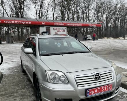 Серый Тойота Авенсис, объемом двигателя 2.2 л и пробегом 333 тыс. км за 5300 $, фото 1 на Automoto.ua