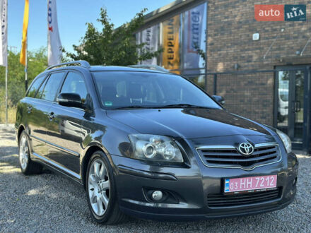 Сірий Тойота Авенсіс, об'ємом двигуна 1.8 л та пробігом 219 тис. км за 7000 $, фото 1 на Automoto.ua