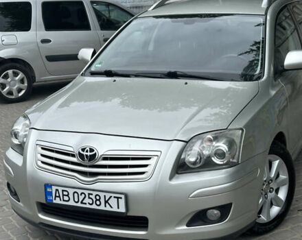 Сірий Тойота Авенсіс, об'ємом двигуна 1.8 л та пробігом 200 тис. км за 7500 $, фото 1 на Automoto.ua