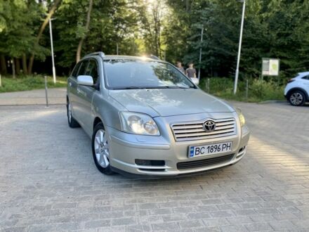 Серый Тойота Авенсис, объемом двигателя 2 л и пробегом 290 тыс. км за 5800 $, фото 1 на Automoto.ua