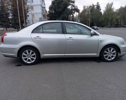 Сірий Тойота Авенсіс, об'ємом двигуна 2.2 л та пробігом 300 тис. км за 3023 $, фото 1 на Automoto.ua