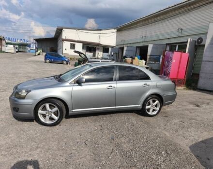 Серый Тойота Авенсис, объемом двигателя 2.2 л и пробегом 306 тыс. км за 6300 $, фото 1 на Automoto.ua