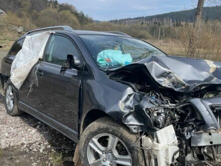 Сірий Тойота Авенсіс, об'ємом двигуна 0.22 л та пробігом 260 тис. км за 3200 $, фото 1 на Automoto.ua