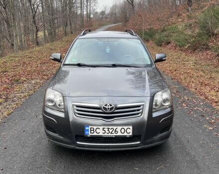 Серый Тойота Авенсис, объемом двигателя 2 л и пробегом 262 тыс. км за 5600 $, фото 1 на Automoto.ua