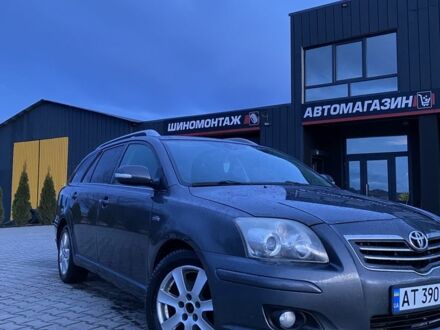 Серый Тойота Авенсис, объемом двигателя 2.2 л и пробегом 240 тыс. км за 6700 $, фото 1 на Automoto.ua