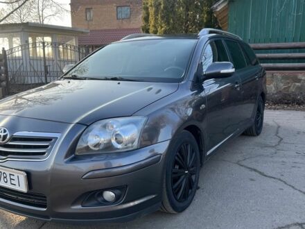 Сірий Тойота Авенсіс, об'ємом двигуна 2.2 л та пробігом 250 тис. км за 6750 $, фото 1 на Automoto.ua