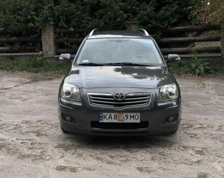 Сірий Тойота Авенсіс, об'ємом двигуна 2 л та пробігом 400 тис. км за 3500 $, фото 1 на Automoto.ua