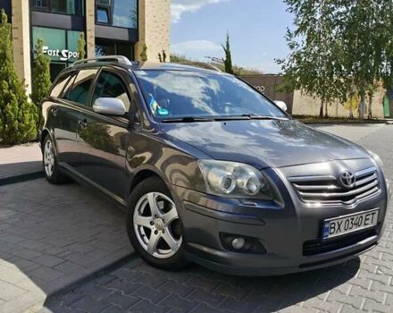 Сірий Тойота Авенсіс, об'ємом двигуна 2.2 л та пробігом 335 тис. км за 6950 $, фото 1 на Automoto.ua
