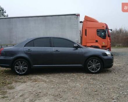 Серый Тойота Авенсис, объемом двигателя 2.2 л и пробегом 288 тыс. км за 7400 $, фото 1 на Automoto.ua