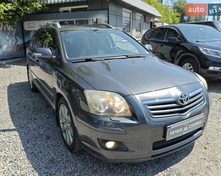 Серый Тойота Авенсис, объемом двигателя 2 л и пробегом 260 тыс. км за 6900 $, фото 1 на Automoto.ua