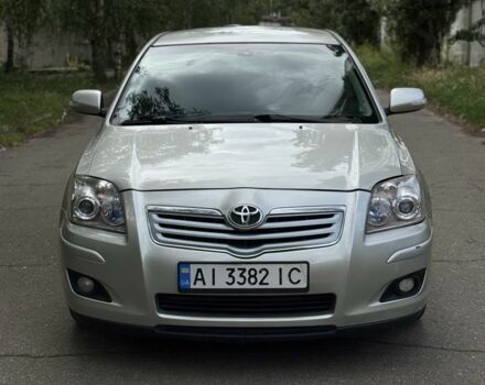 Серый Тойота Авенсис, объемом двигателя 1.8 л и пробегом 290 тыс. км за 4999 $, фото 1 на Automoto.ua