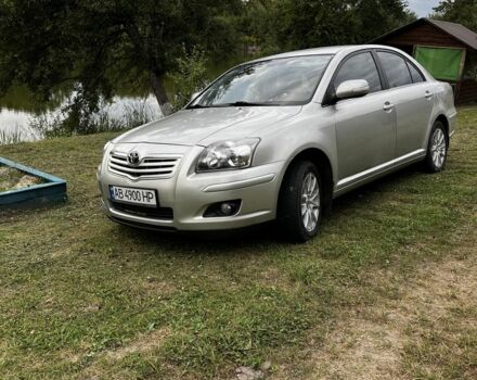 Серый Тойота Авенсис, объемом двигателя 1.8 л и пробегом 233 тыс. км за 5000 $, фото 1 на Automoto.ua