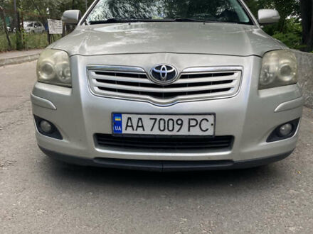 Сірий Тойота Авенсіс, об'ємом двигуна 1.8 л та пробігом 240 тис. км за 7500 $, фото 1 на Automoto.ua