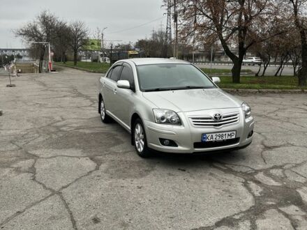 Сірий Тойота Авенсіс, об'ємом двигуна 1.8 л та пробігом 240 тис. км за 6800 $, фото 1 на Automoto.ua